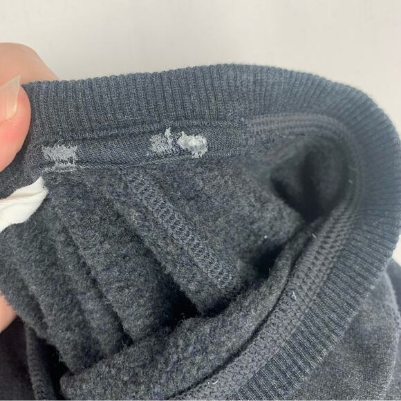 Tavi women's medium pure Barre Black Crew Neck Sweater with Relaxed Fit - Picture 7 of 9